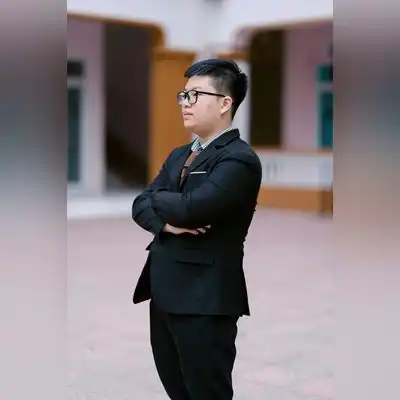 严奕荔